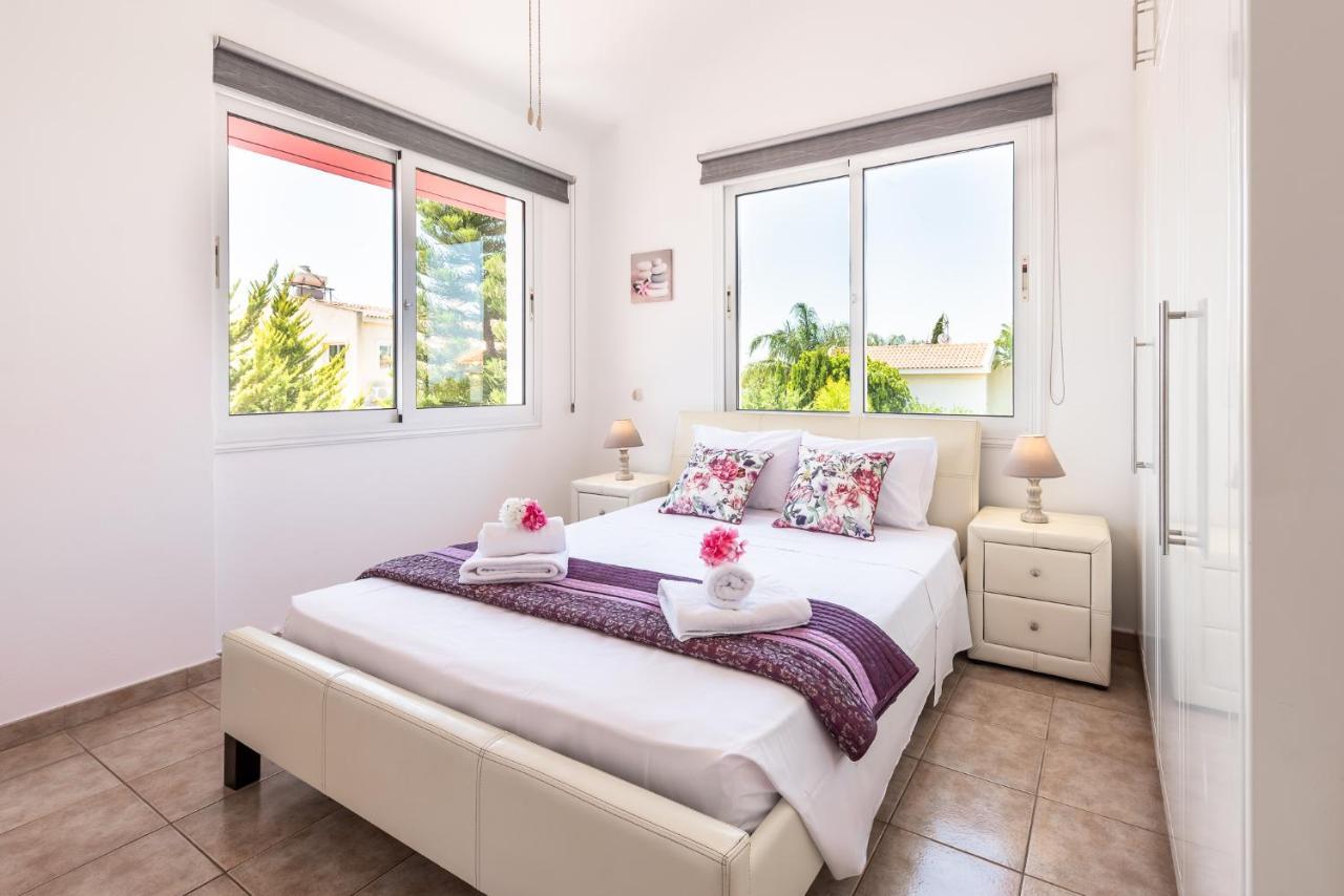Villa Willow Mandali By Ezoria Villas Protaras Exterior foto