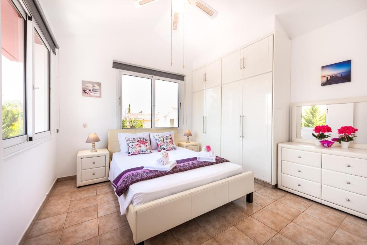 Villa Willow Mandali By Ezoria Villas Protaras Exterior foto